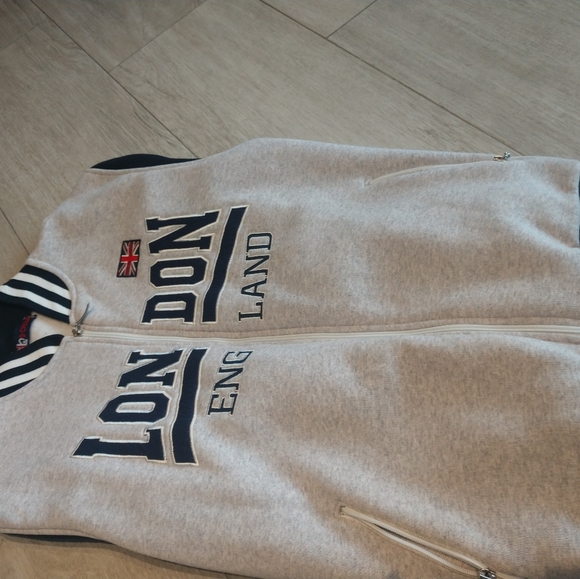 Jacket - Picture 2 of 3